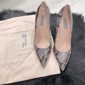 SARAH JESSICA PARKER REPTILE PUMPS🖤